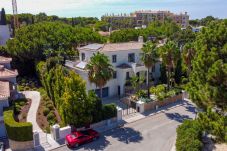 Villa em Almancil - Villa Dasha by the Lake