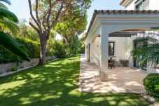 Villa em Almancil - Villa Dasha by the Lake